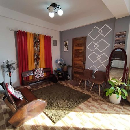 Zia Homestay Burgos  Экстерьер фото