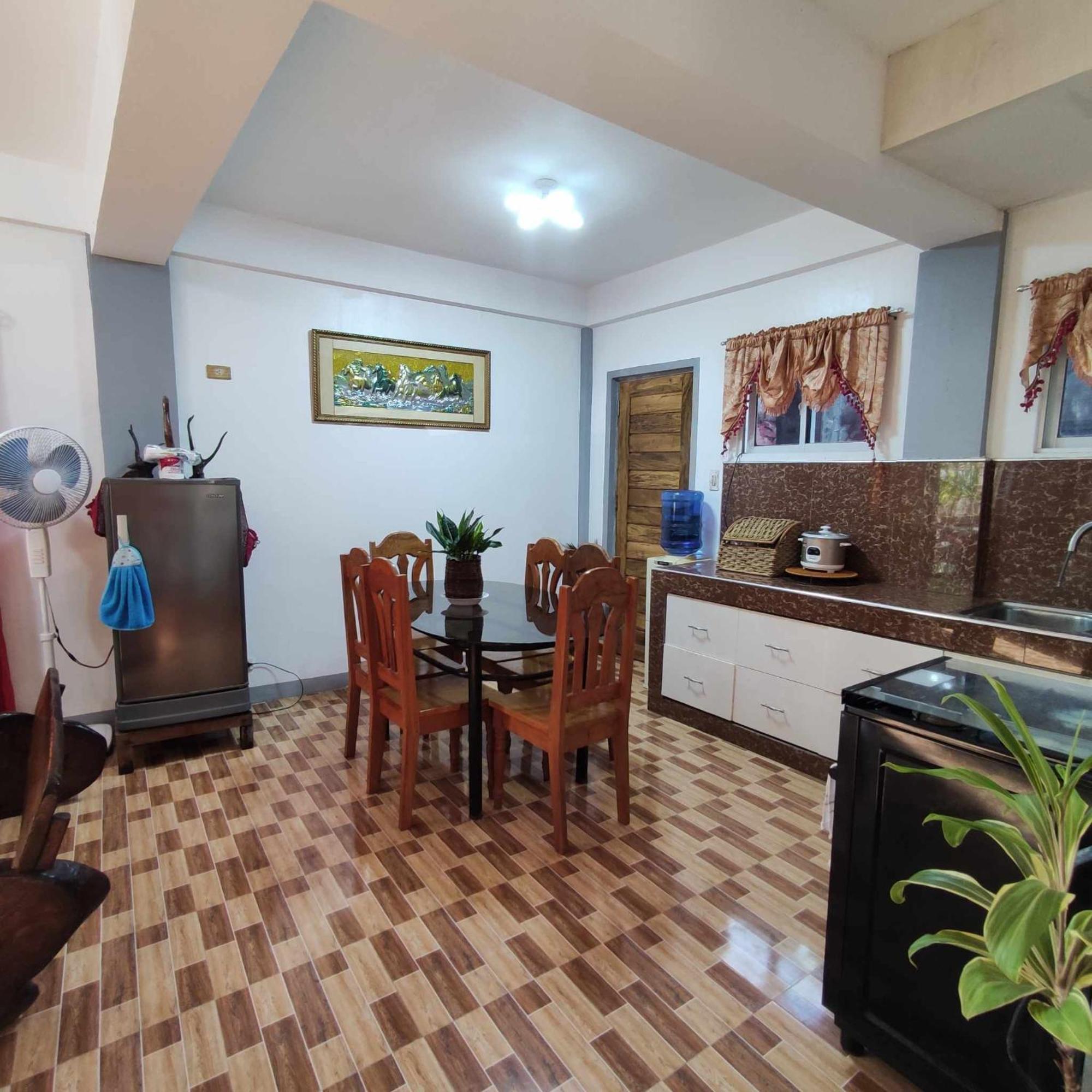 Zia Homestay Burgos  Экстерьер фото