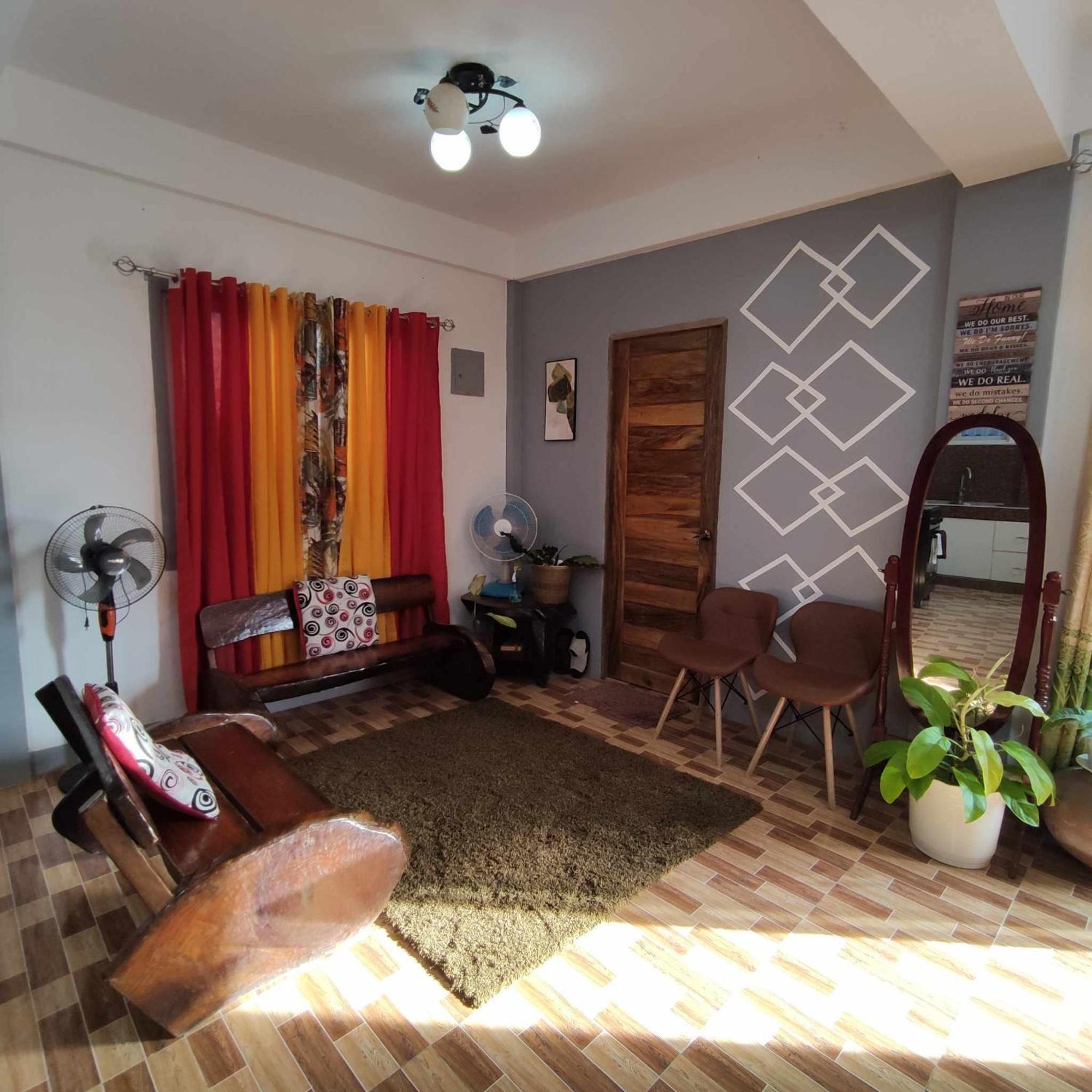 Zia Homestay Burgos  Экстерьер фото