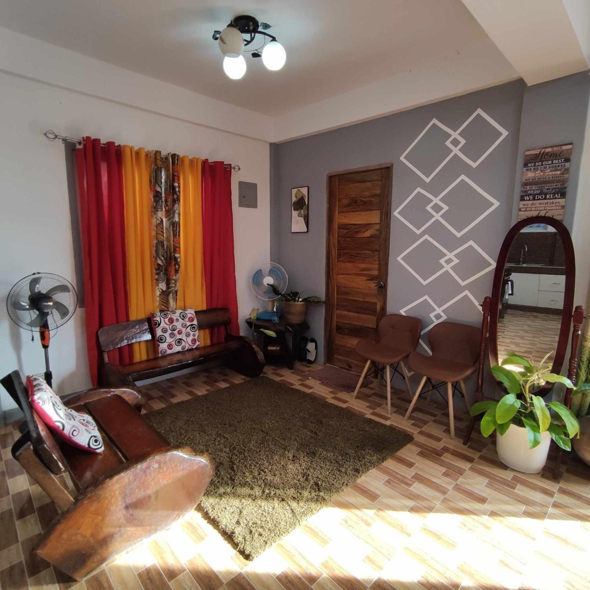 Zia Homestay Burgos  Экстерьер фото