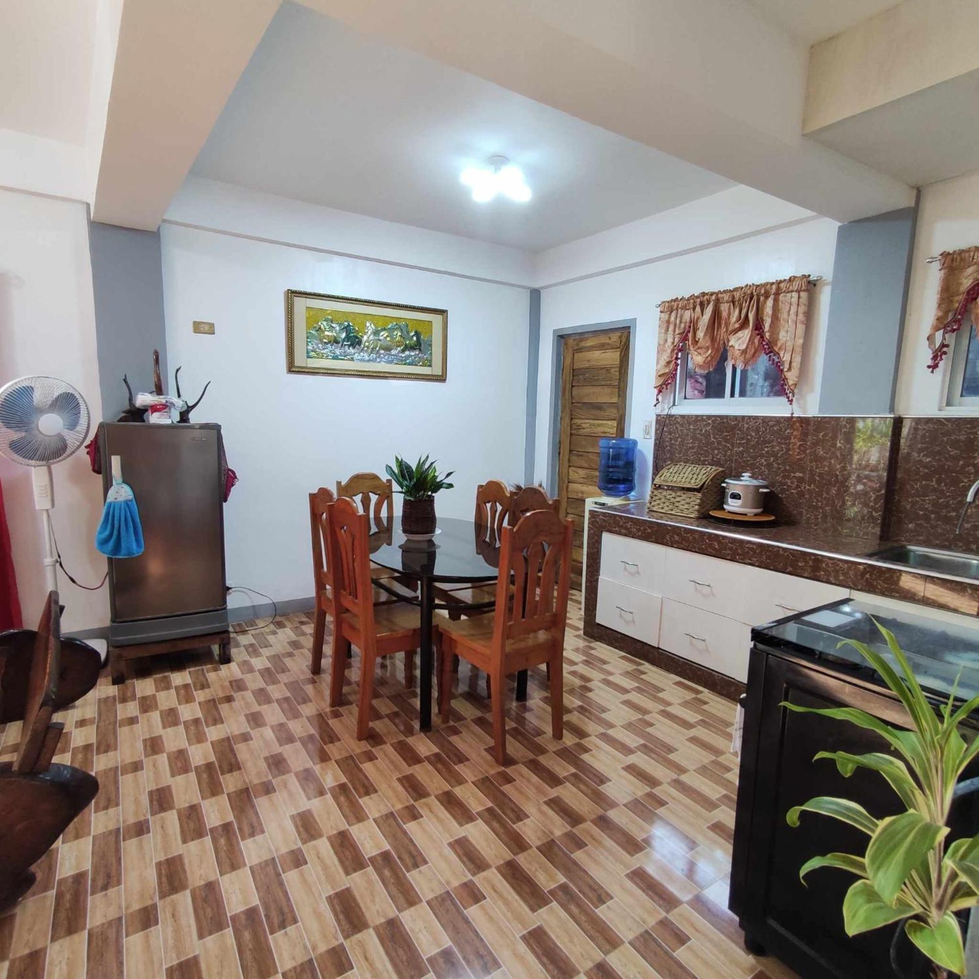 Zia Homestay Burgos  Экстерьер фото